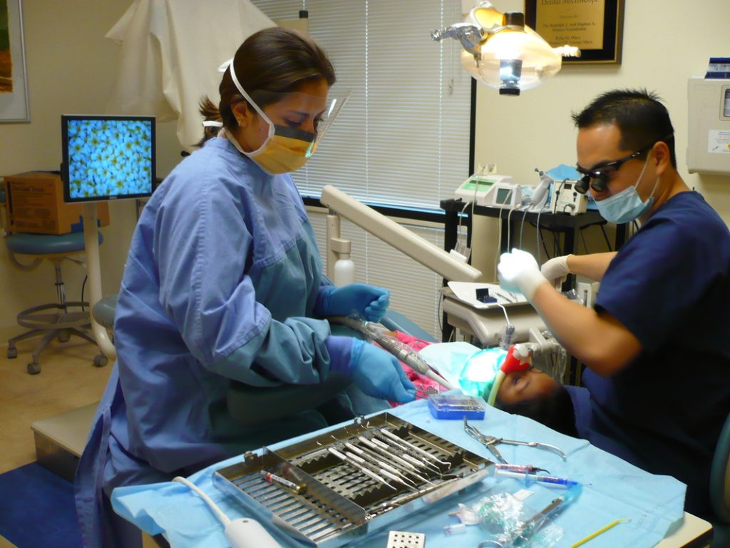 We provide hands-on training through a Clinical Residency program for pediatric dentists and oral surgeons in partnership with USC’s Herman Ostrow School of Dentistry
